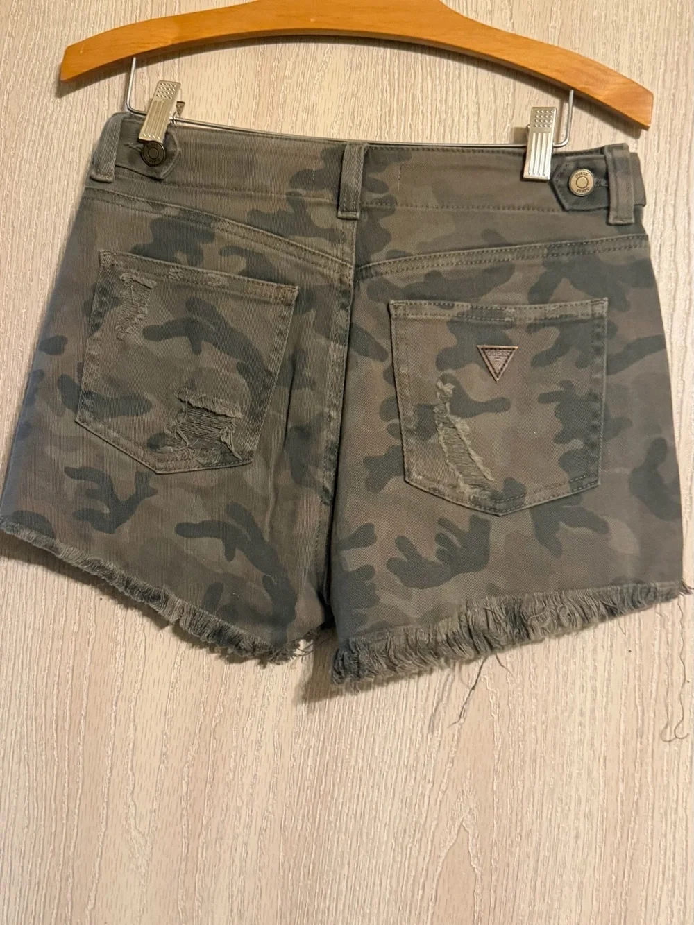 Guess Camouflage Distressed Frayed-Hem Jean Shorts - Olive Green